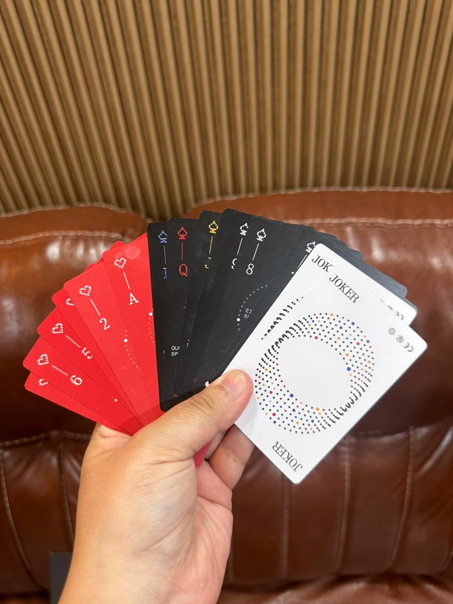 gogiinc's tweet photo. Got this super cool playing card deck from @nothingindia as a Diwali gift 

Minimal, pixel-perfect, and so very Nothing!

Loved the design  even the Joker feels iconic. 

#Nothing #HappyDiwali  #NothingDesign https://t.co/ICEePMyuiz