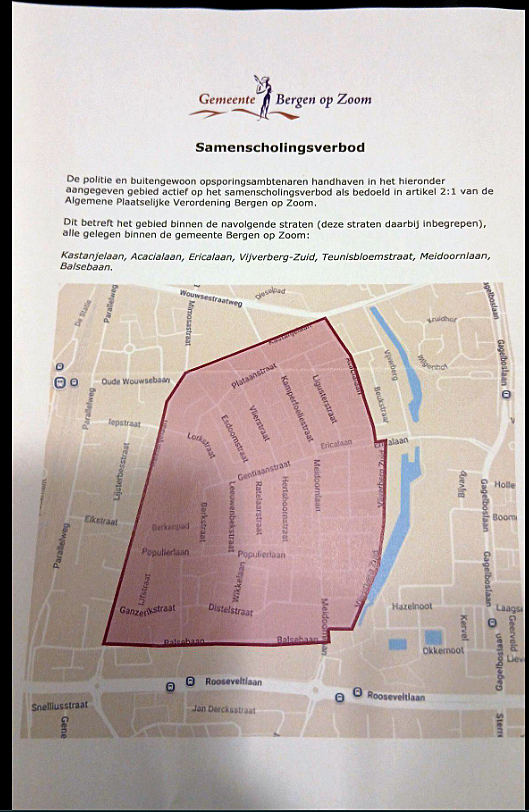 janzo076's tweet photo. @Gemeente_BoZ @112markiezaten Huh? Lees het artikel. Jullie eigen brief! Kennelijk alleen bezorgd in de Kamperfoeliestraat, Acacialaan en Ligusterstraat. Rest van de wijk telt weer niet mee. Wij zijn ook niet geinformeerd over een bijeenkomst vanmiddag in het Huis van de Wijk. https://t.co/qAzqMZLpkj