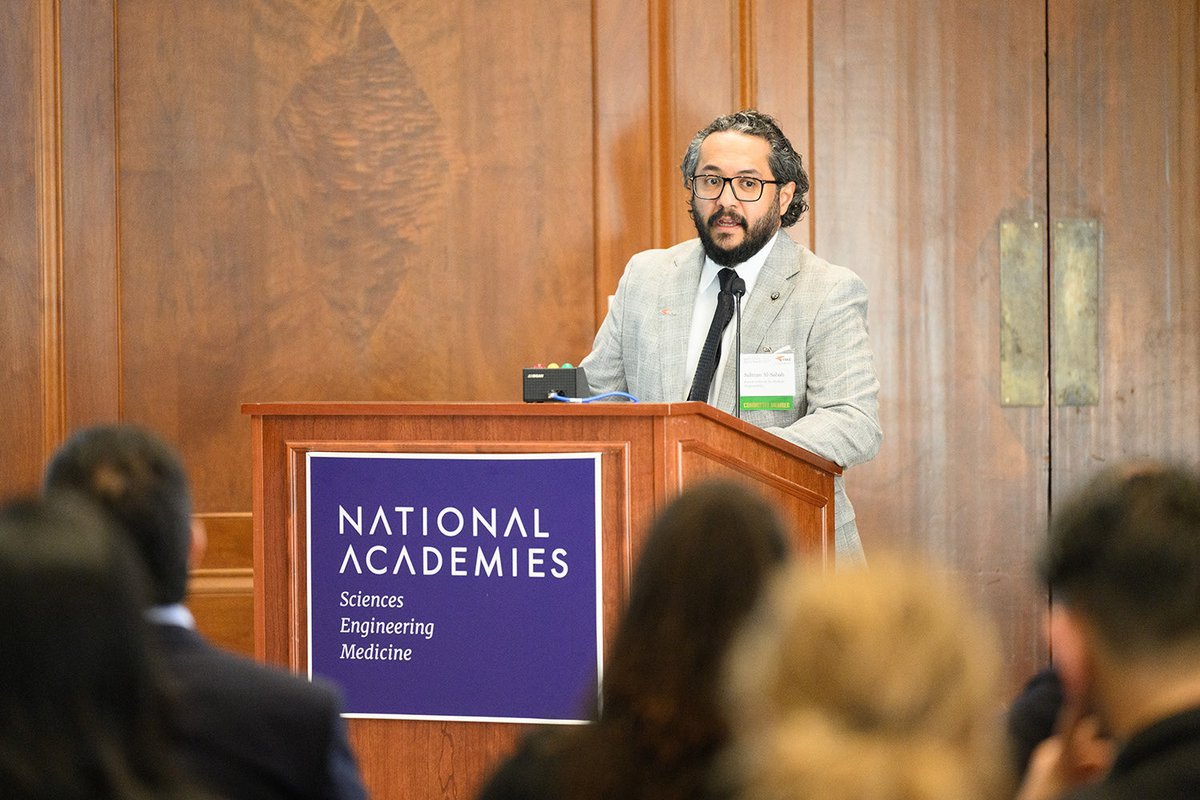 مؤسسة الكويت للتقدم العلمي تختتم مشاركتها في برنامج (الطب الدقيق) في واشنطن بحضور سفيرة الكويت لدى الولايات المتحدة الشيخة الزين الصباح

- البرنامج شهد مشاركة نخبة من العلماء والأطباء من دولة الكويت والولايات المتحدة الأمريكية

kuna.net.kw/ArticleDetails…
 
#كونا #الكويت