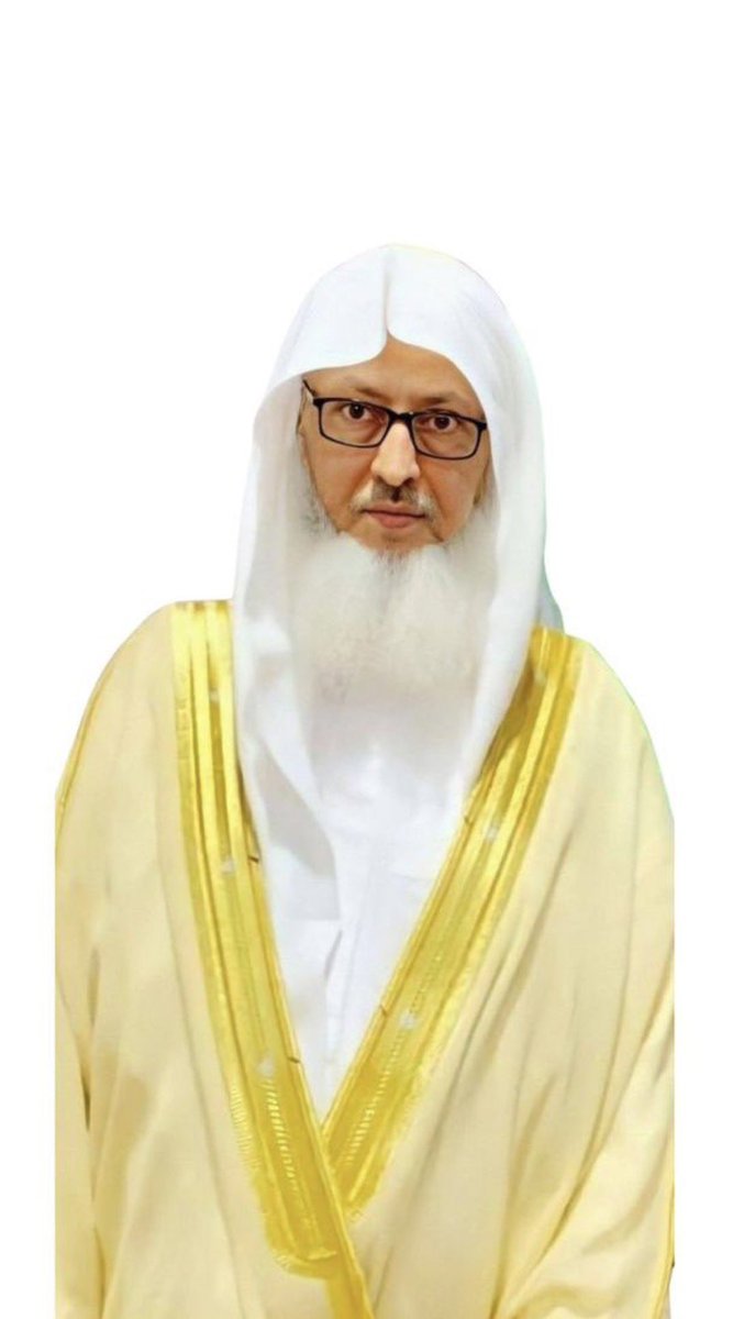 يثمن سعيه الحثيث لتحويل فكر وثقافة المجتمع النجراني من العمل الفردي العشوائي في قضايا الصلح القبلي والدعم الخيري والمشاريع السكنية وغيرها الى العمل الجماعي المؤسسي الشفاف تحت اشراف انظمة وقوانين الدولة مواكباً بذلك رؤية الوطن 2030 ومثبتاً ان الفرد متى ما وجد البيئة المحفزة