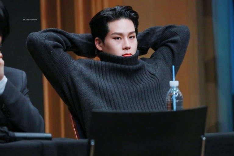 추워졌으니까 목폴라 주헌 보자