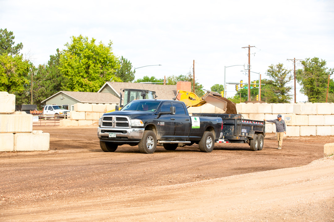 EwingOutdoor's tweet photo. Another Monday, another pickup.
Tools ✔️ Materials ✔️ Coffee ✔️
Let’s hit the ground running.
#MondayMotivation #EwingOutdoor #LeanOnUs https://t.co/MSbrMCt9uq