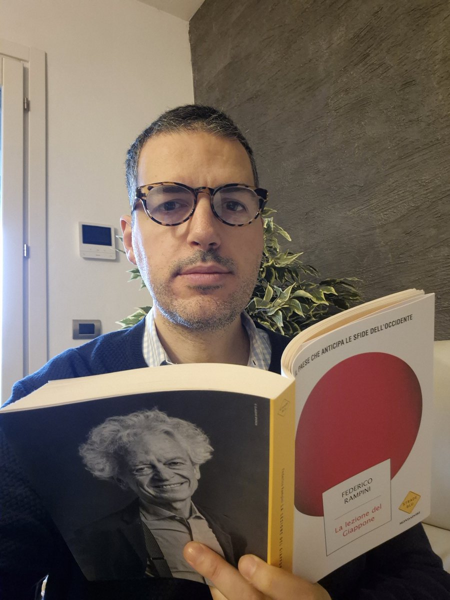 iamdieghito's tweet photo. La lezione del Giappone - Federico Rampini #consigliounlibro #lunedì #monday #book #libro #vamos #italia https://t.co/QOMsq07Pdc