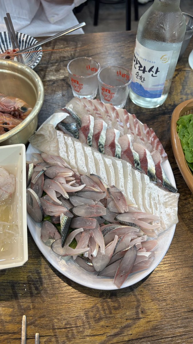 pogsdiary's tweet image. 이번 여행 먹기만으로 이렇게 성공할 줄이야