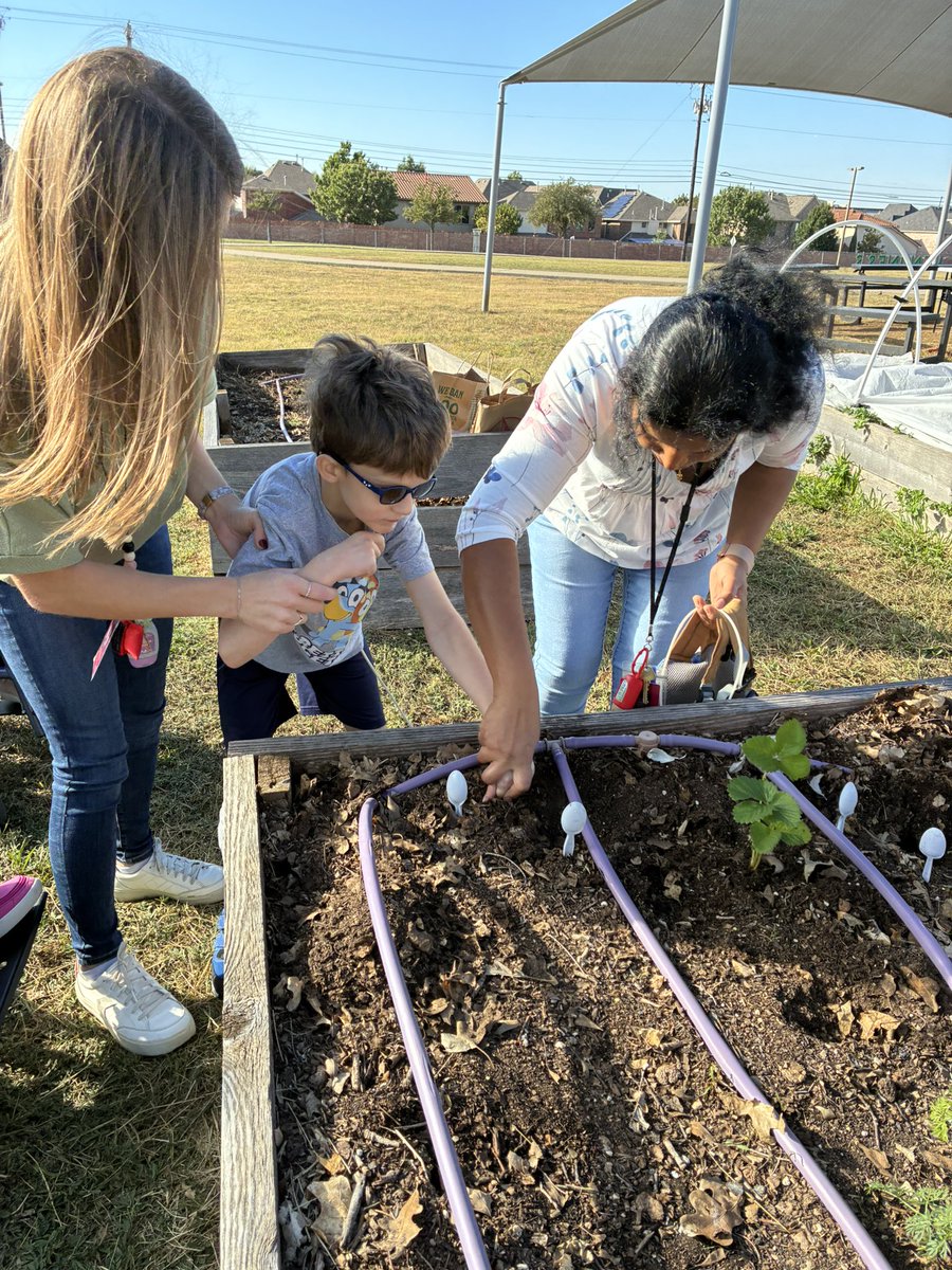 Reagan Scott tweet media