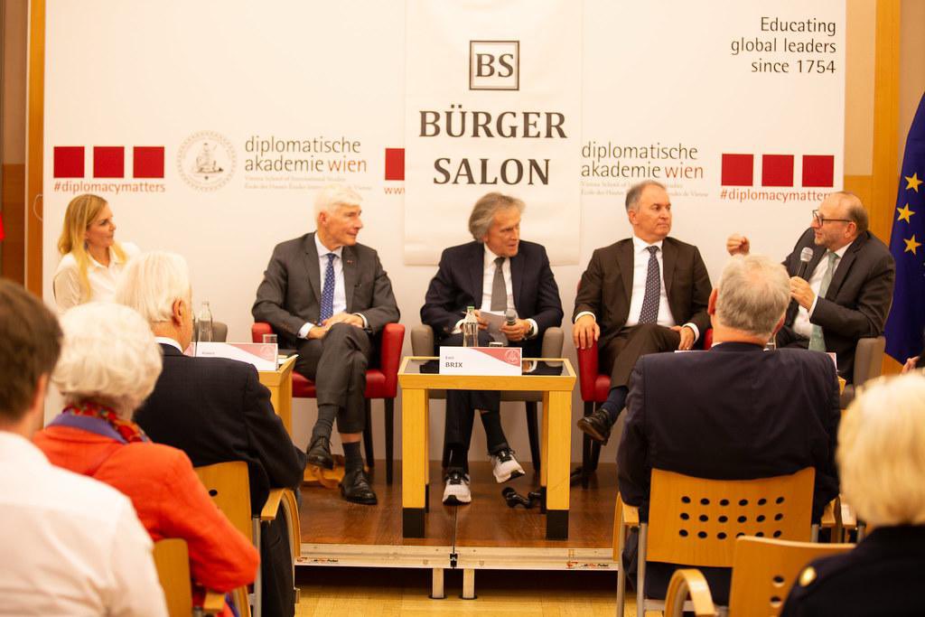 Vito Cecere tweet media