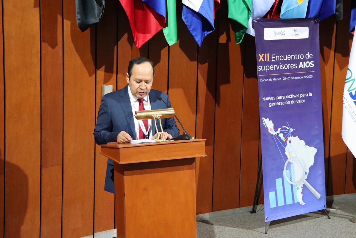 J_CervantesP's tweet image. Hoy tuve el honor de participar en la inauguración del #XIIEncuentroAIOS, “Nuevas perspectivas para la generación de valor”.

La #AIOS refuerza que la cooperación técnica entre supervisores es clave para fortalecer la confianza en los sistemas de #Pensiones, especialmente en un…