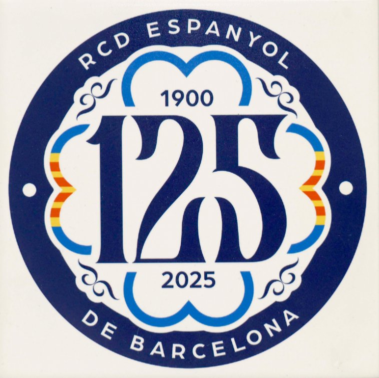 AngelBergada23's tweet photo. Els carrers de Barcelona celebren el 125è aniversari del @RCDEspanyol.
💙🤍💙🤍💙🤍💙🤍💙🤍
#UniversitatDeBarcelona
#OrgullPerico #RCDE125 https://t.co/OJPkyDgAjW