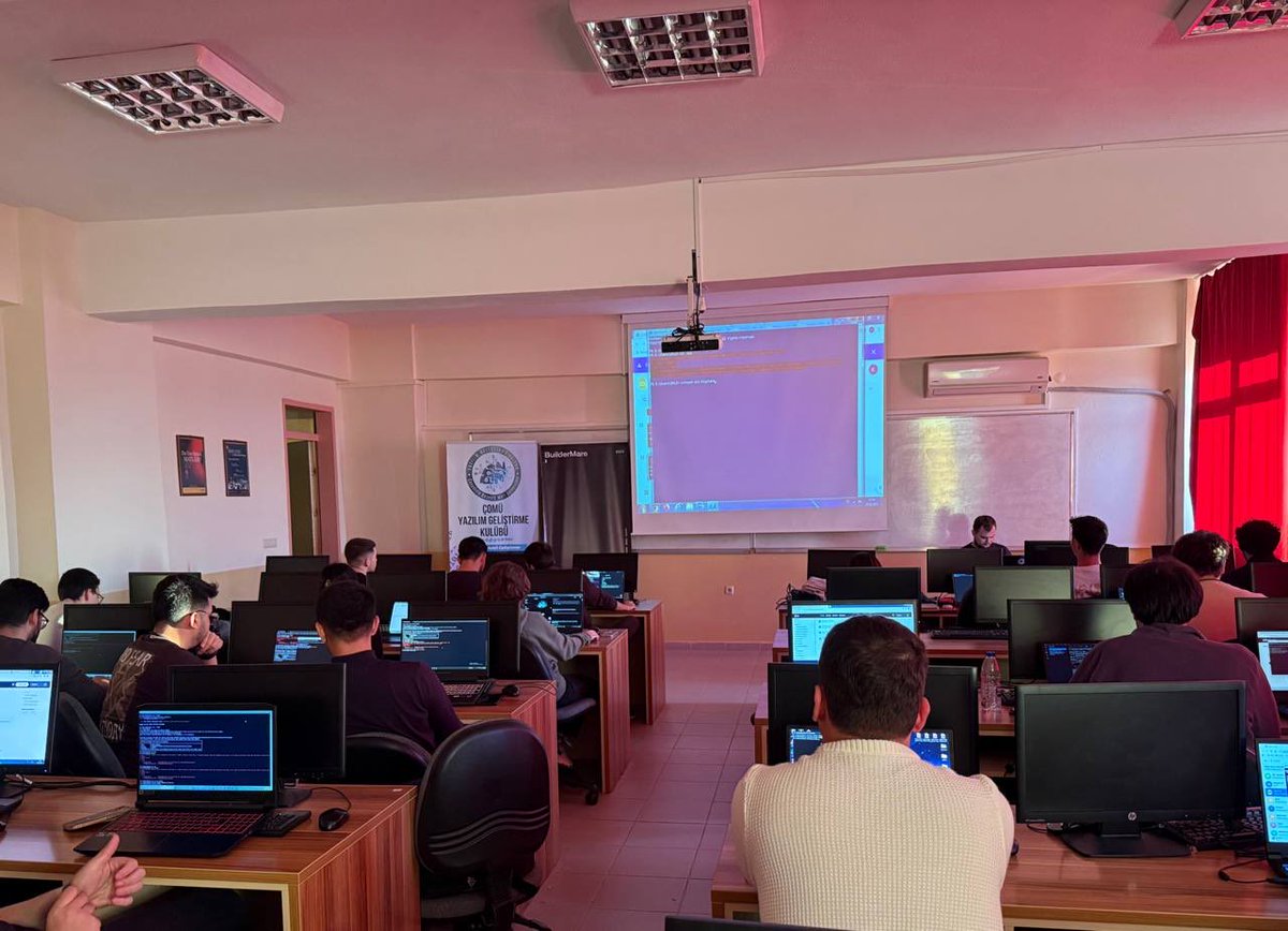 ÇOMÜ Blockchain Kulübü tweet media