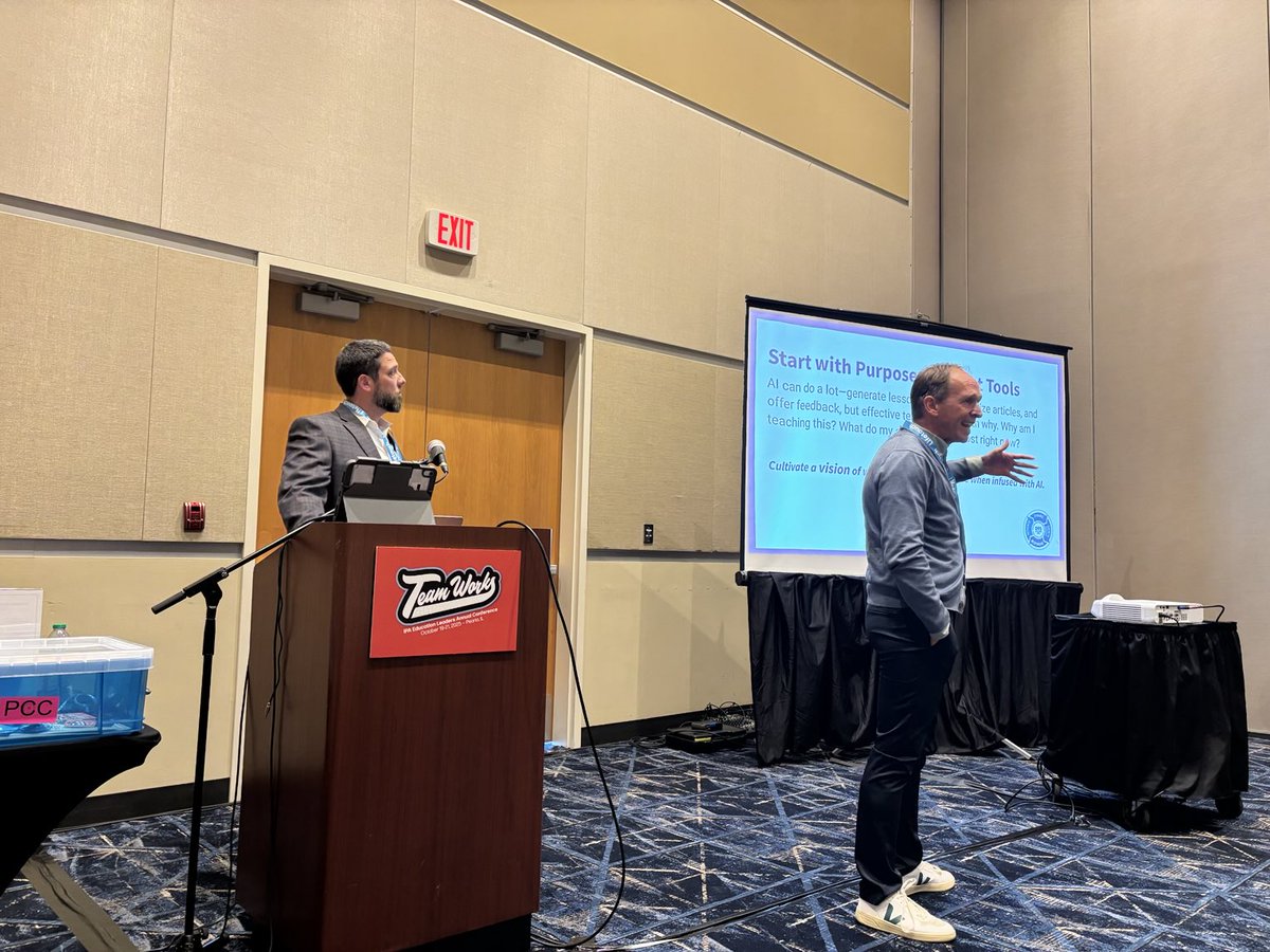 Maria Moreano tweet media