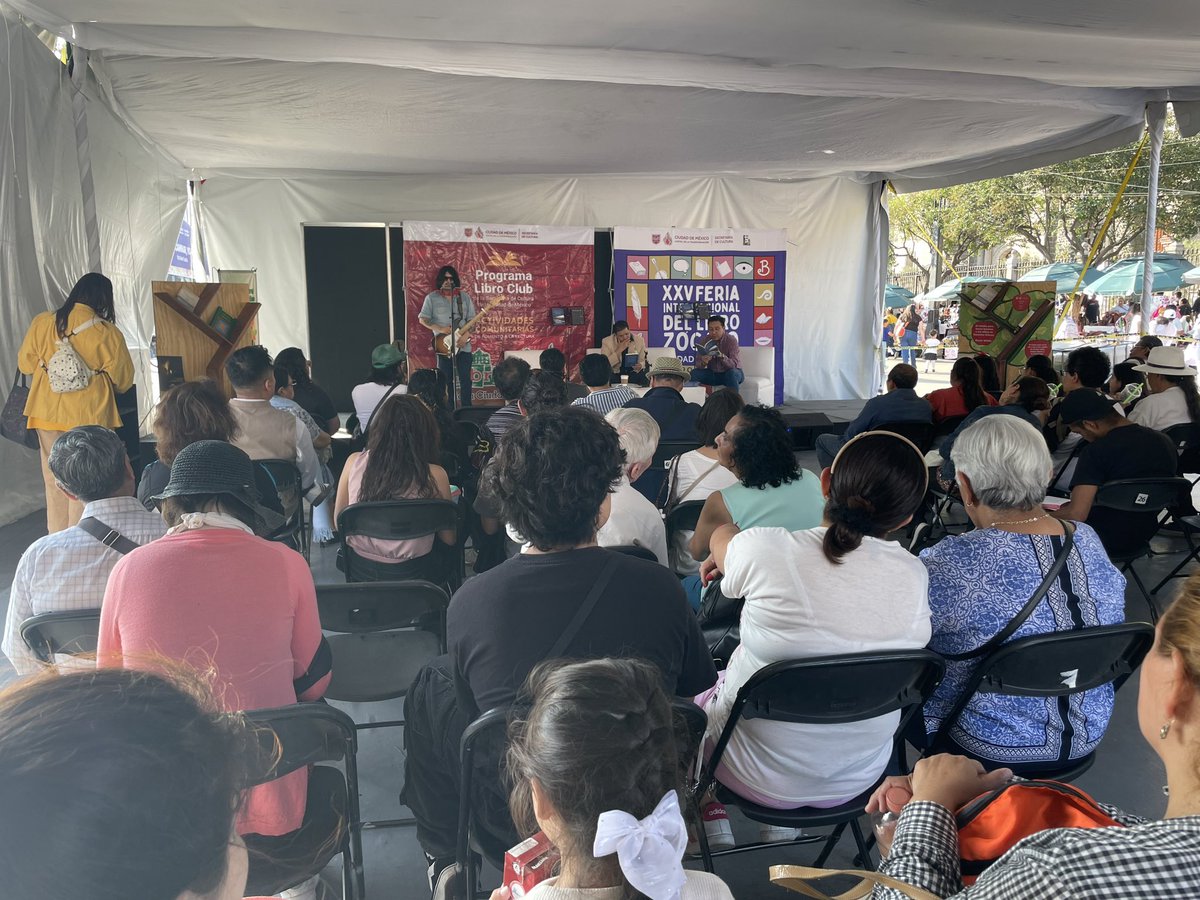 Parte de la presentación del libro “Seré Breve. Antología aforística desde cuatro dimensiones” del Dr. <a href="/UlisesPaniagua7/">Ulises Paniagua Olivares</a> y la participación musical de Alex Delgadillo. 

Sucedió en <a href="/FILZocalo/">#FILZócalo2025</a> / foro Libro Club. 

#invencibleradio #literatura #cultura #invenciblemagazine