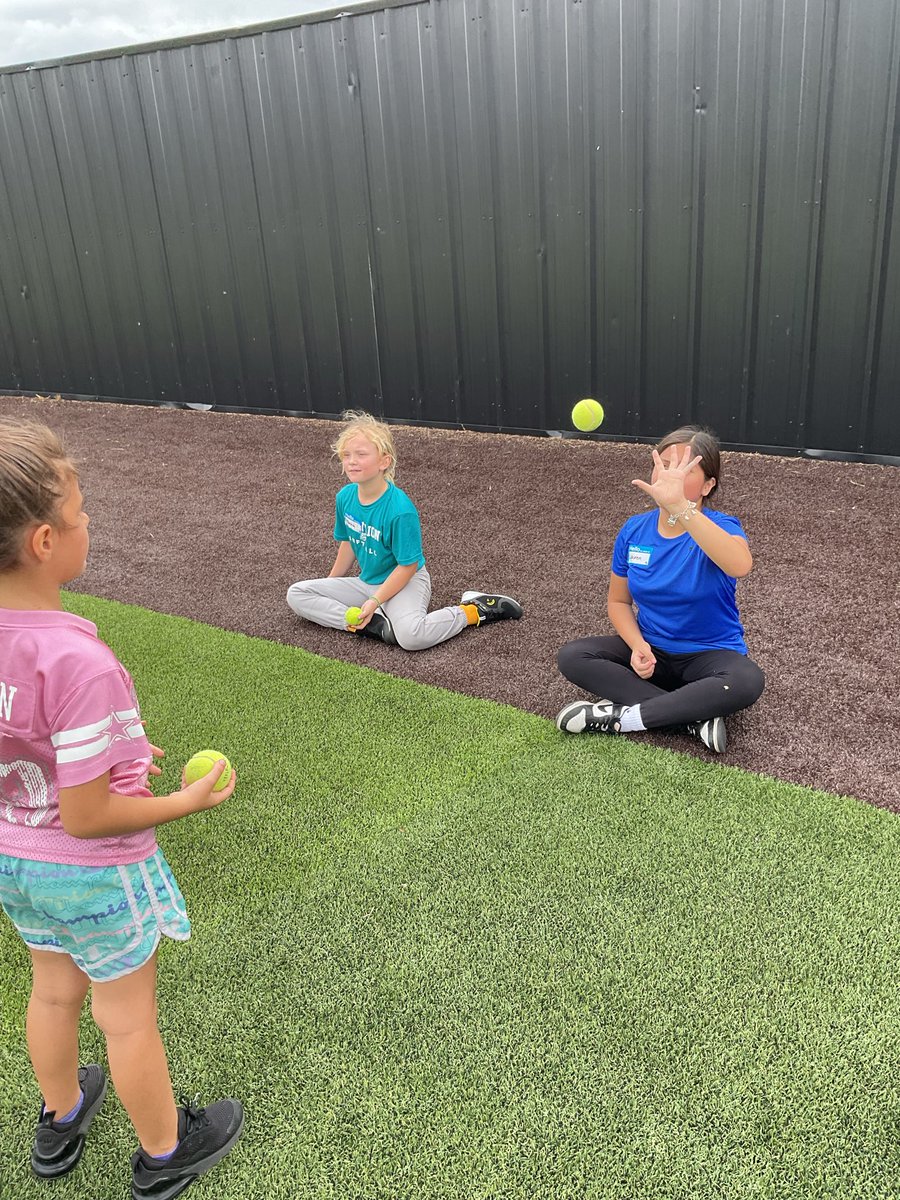 We had such a great time pouring into our future Lady Lions this weekend❤️🦁🥎
#lionfamily #golions