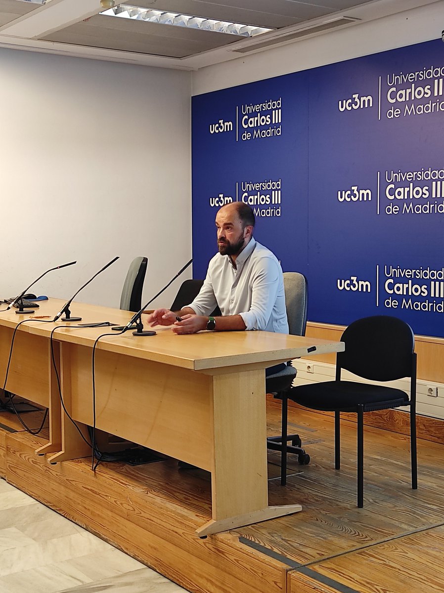 BigData_uc3m's tweet image. Así arrancamos la nueva temporada de seminarios IBiDat 👇

David Solans (Telefónica) vino a recordarnos algo clave:

La IA no es neutral. Y mal diseñada, puede amplificar justo lo que intenta corregir.

Uno de los ejemplos más famosos: COMPAS.
linkedin.com/feed/update/ur…