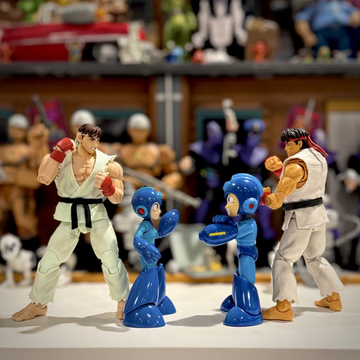 More #MegaManMonday fun. Collecting the #Jadatoys, #threezero, &amp; #stormcollectibles #megaman &amp; #streetfighter lines is really fun right now. They kind of logically line up with &amp; against each other in terms how they take sides in the display. It’s a good time to be Mega Man fan!