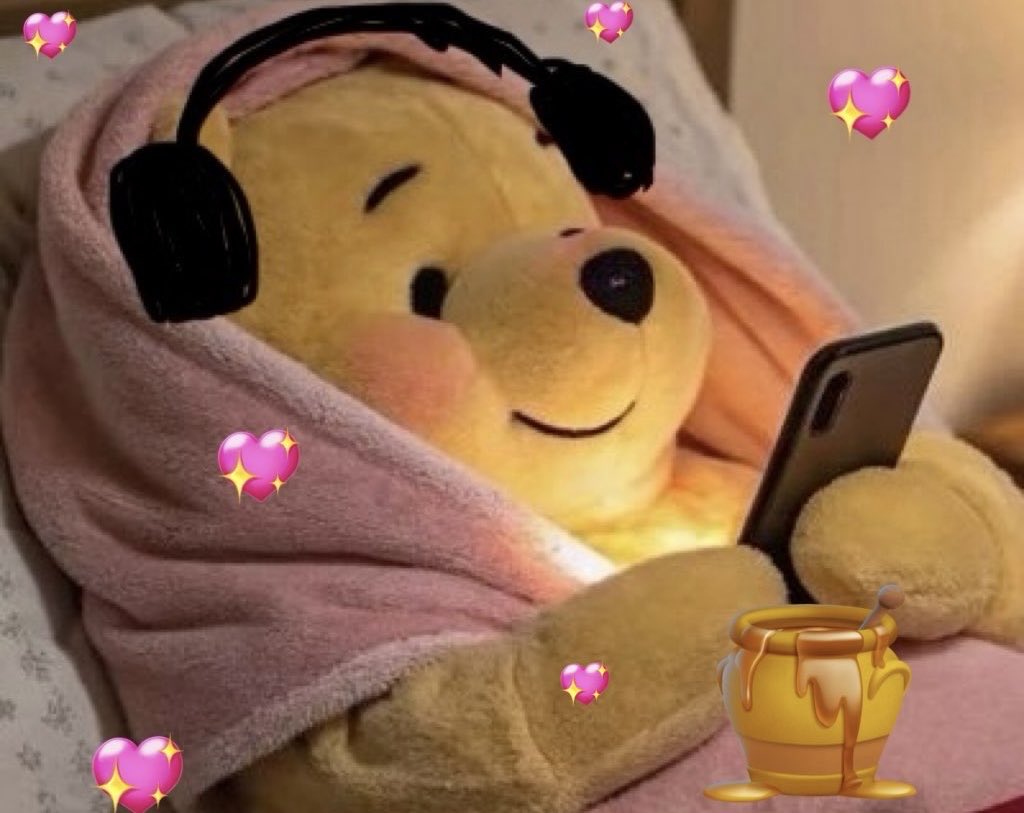 But you touch my face 
Redefine all of those blues 
When you say… 𝐻𝒪𝒩𝐸𝒴♡