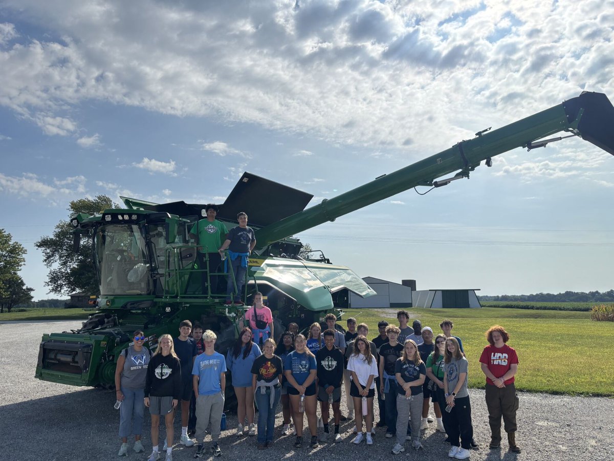 🍎 Each of our Four-Year and Two-Year Academies are opening their doors to prospective students! These open houses are a great opportunity to explore the unique programs, meet passionate staff and students, and discover what makes each academy experience so impactful.

🌱🚓 🚒