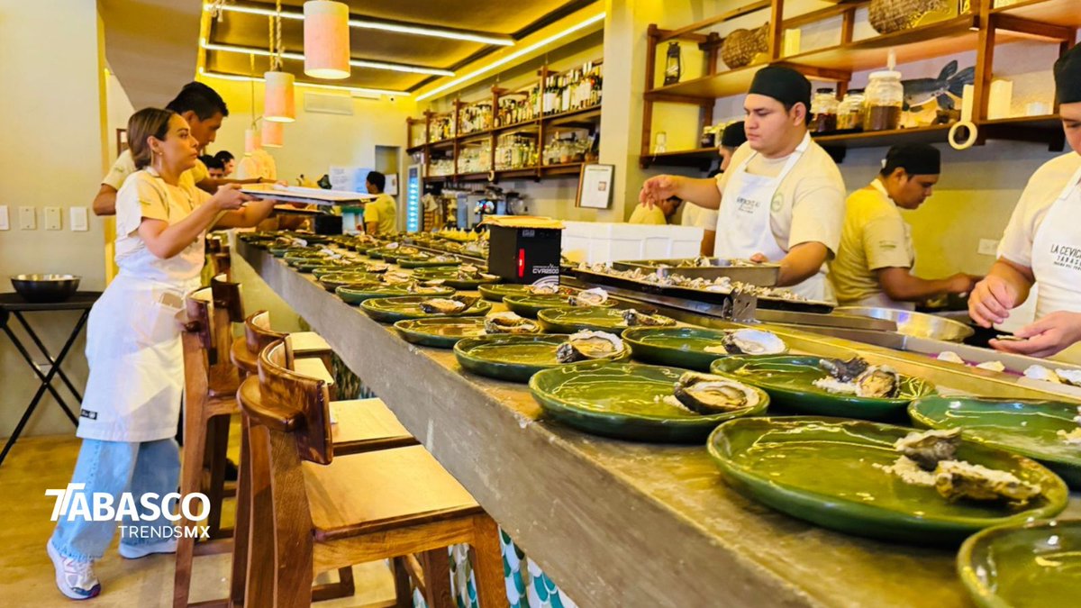 ¡La Ostioniza 2025: Una jornada inolvidable de sabores del mar en La Cevichería Tabasco!👩‍🍳🦪🌊🔥🍴💚🍹🎉📍🍽️ <a href="/LaCevicheriaTab/">La CevicheríaTabasco</a> <a href="/chef_lupita/">Lupita Vidal</a> <a href="/Turismo_Tabasco/">Secretaria de Turismo y Desarrollo Económico</a> <a href="/marquesdelrio1/">Juantxo Sánchez Fernández</a> 

#ChefLupitaVidal #GastronomíaTabasqueña #LaCevicheríaTabasco #Ostioniza2025 #SaboresDelMar
