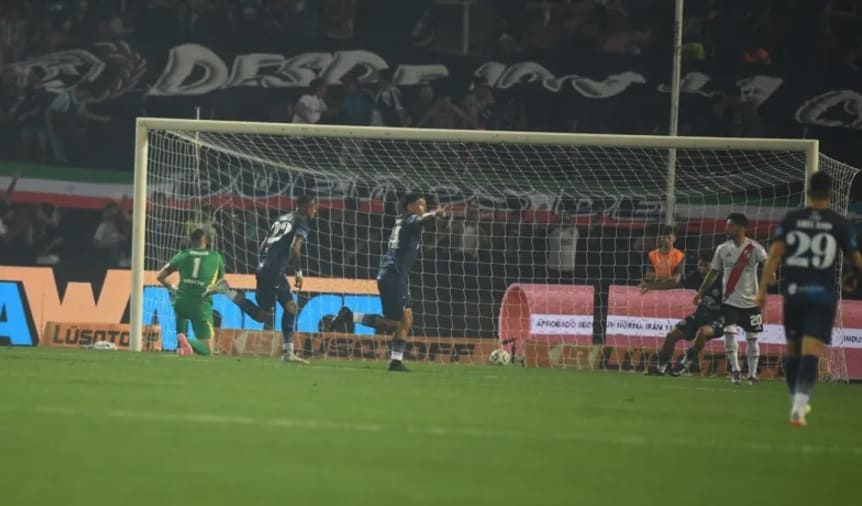 Que caiga de nuestro lado💙
#IndependienteRivadavia