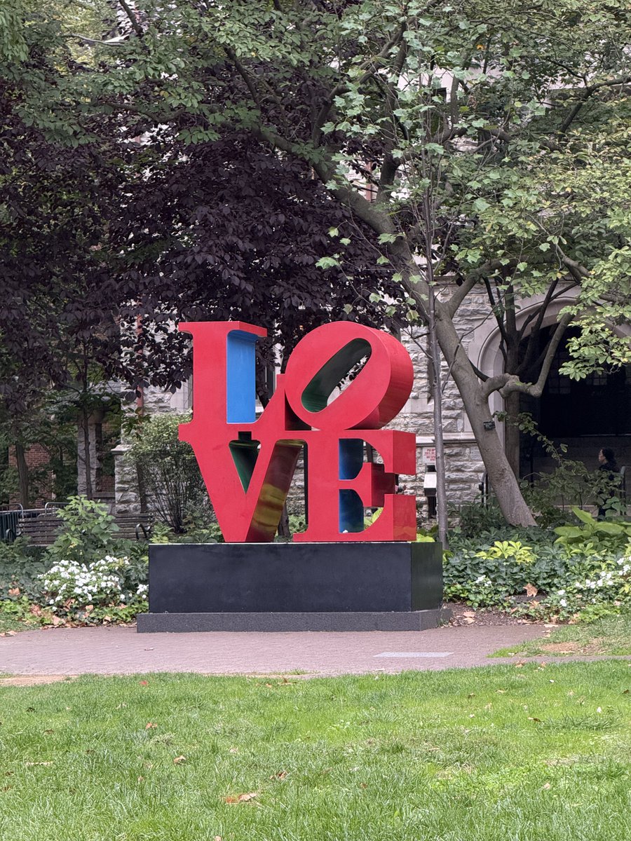 GSIH reunion at the <a href="/penn_csis/">Center for Social Impact Strategy</a> October alumni retreat! Thankful for the peer support and community building we had. Now more than ever, #socialimpact leadership requires collaboration to meet the needs of the moment. Really nice to connect and share in recent learnings! #UPenn