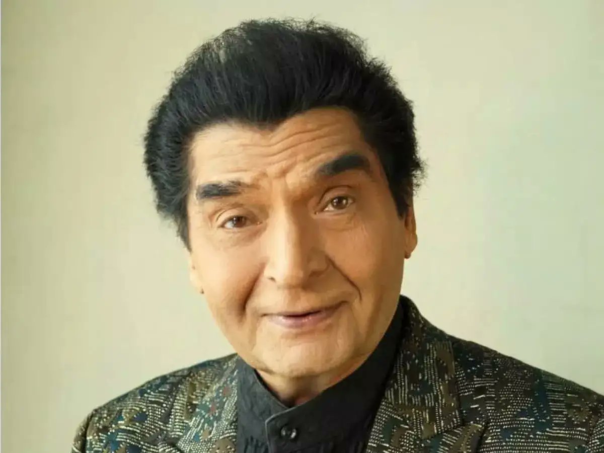 Asrani, the famous actor who played the "British-era jailer," has passed away. He was one of Bollywood's most evergreen actors. He played endless roles with remarkable skill, leaving behind endless memories.

Tribute!