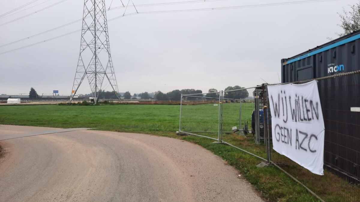 NIEUWS: Bekende sprekers zaterdag bij demonstratie tegen komst AZC     sliedrecht24.nl/bekende-spreke…
