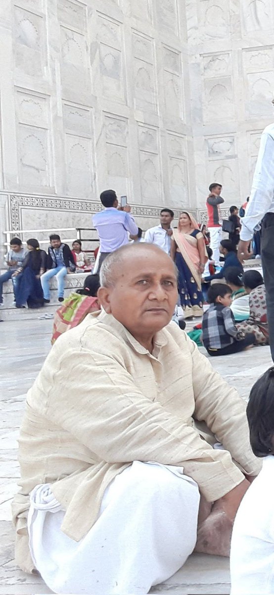 पापाजी के बिना हमारी पहली दिवाली है…
दिल में उनकी यादें हैं, और उन्हीं के आशीर्वाद के साथ यह दीपावली बिताएँगे।
हम इस बार दिवाली नहीं मना रहे हैं,
पर सभी को शुभकामनाएँ —
आपके जीवन में सुख, शांति और उजाला सदा बना रहे।
#Diwali2025