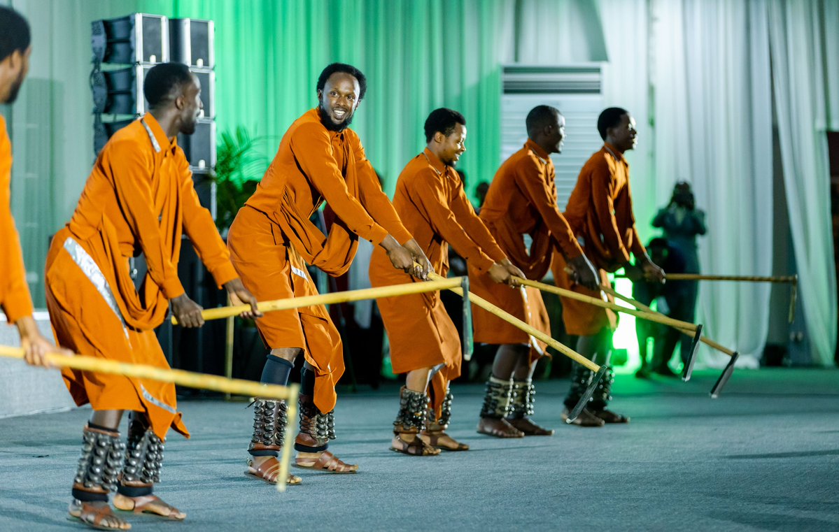 wcagroforestry's tweet image. To mark the opening of the 6th World Congress on Agroforestry, @Inganzongali troupe welcomed the participants with a warm Rwandan traditional dance performance.
#WCA2025🌳 | #Agroforestry