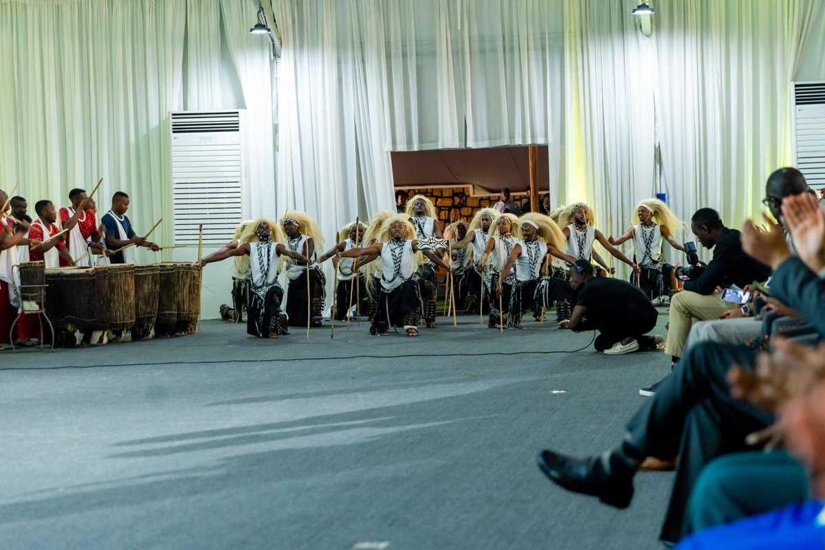 wcagroforestry's tweet image. To mark the opening of the 6th World Congress on Agroforestry, @Inganzongali troupe welcomed the participants with a warm Rwandan traditional dance performance.
#WCA2025🌳 | #Agroforestry