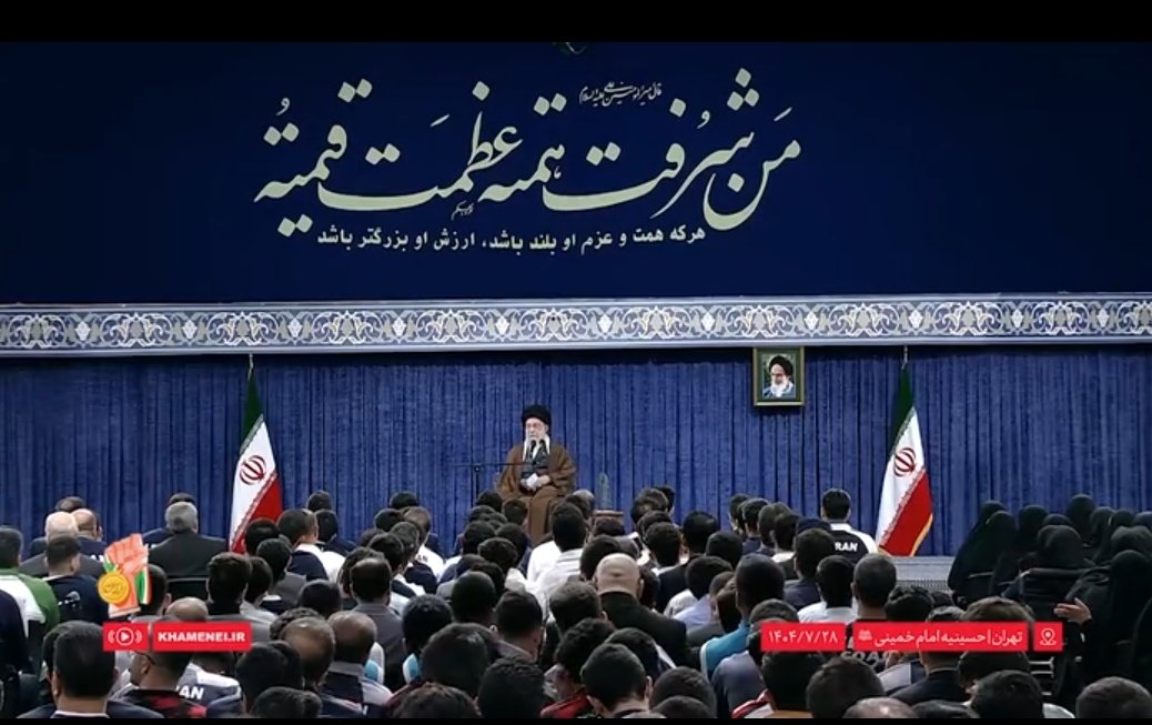 امام خامنه‌ای‌ مد ظله العالی: 
«چند دانشمند هسته‌ای ما شهید شدند اما
لکن علم دانشمندان هسته‌ای را نمیتوانید ترور کنید...»
#لبیک_یا_خامنه_ای
