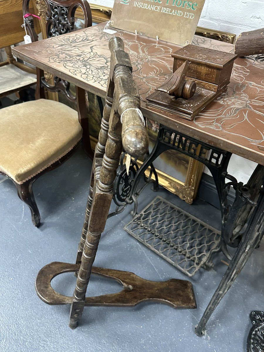 astraantiques's tweet image. This early 19th century walnut boot jack would be an attractive addition to any home. #bootjack #bootroom #walnutbootjack #countryhome #muddyboots #astraantiquescentre #hemswell #lincolnshire