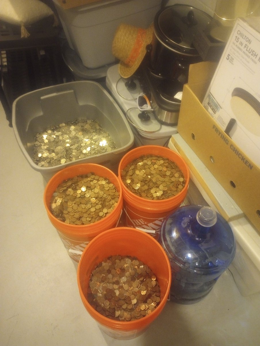 opinioncasino's tweet image. Wait until you idiots see how many pre-1982 pennies I have. Same thesis as nickels. 90% copper and melt value is higher than coin value. I have something like 20,000 pounds of copper pennies.