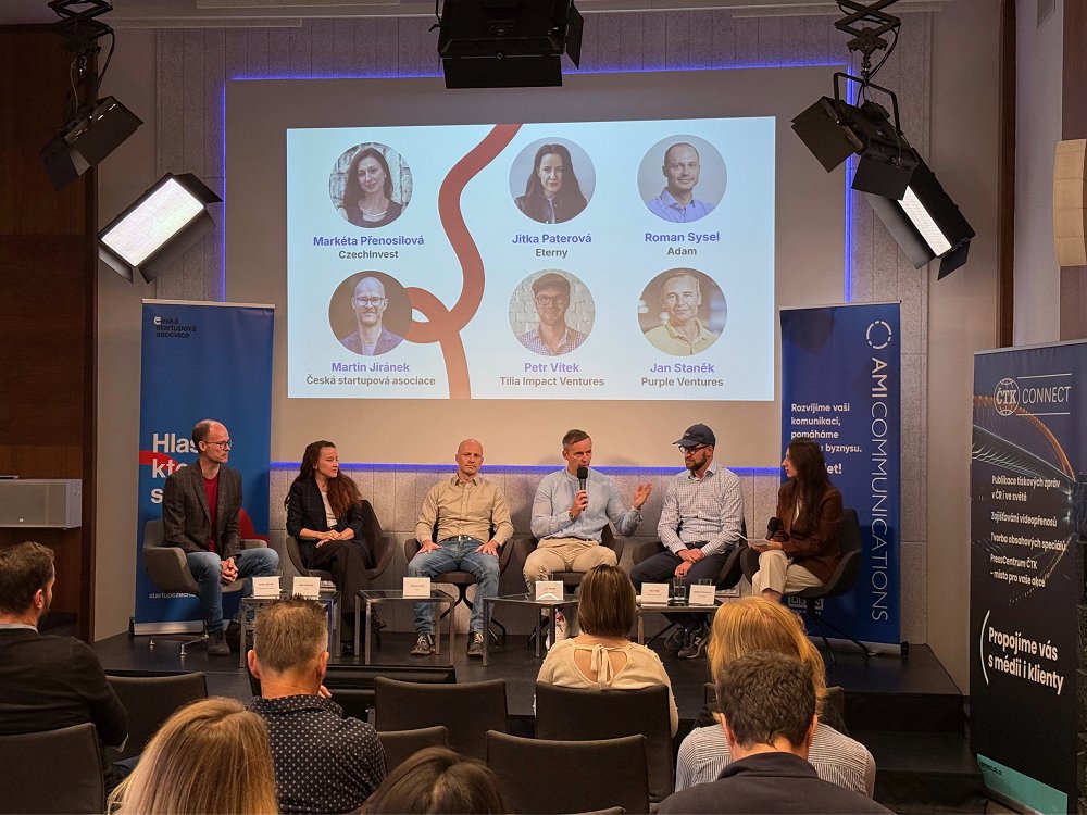 👉1 report / 222 startups / + data analysis 

Summary? Every third startup in Czechia is considering moving out of the country. The main reasons include tax burden, labour relations issues and lack of capital

<a href="/CzechInvest_CZ/">CzechInvest_CZ</a> <a href="/mpo_tweetuje/">MPO ČR</a> <a href="/strakovka/">Úřad vlády ČR</a> #CSA

czechstartups.gov.cz/en/novinky/eve…