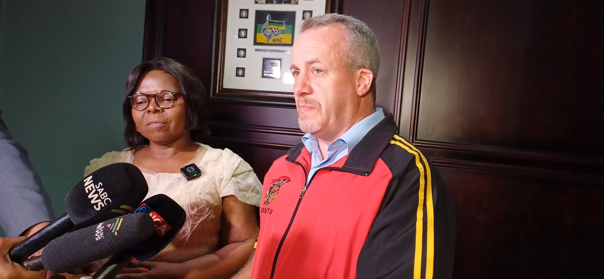 #COSATU holds bilateral session with the African National Congress #ANC at Braamfontein, Johannesburg 

#ClassStruggle #PoliticalStruggle #ClassWar #ClassForces #EconomicGrowth #NDR