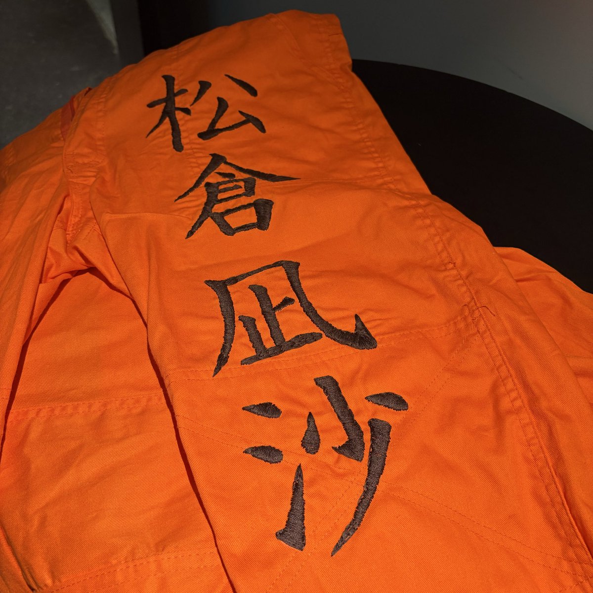 ymsk_0408_05's tweet image. ツアーファイナルお疲れ様でした!
ちなみに今日着てたのはAmazonで買ったつなぎに手縫いで刺繍したやつ!1文字に約4時間分の愛が詰まってる力作です。
3枚目のがデザイン画です。これからもっと刺繍増やしていく予定です💭
 #なぎちゃんず
 #MyDresscode   #マイドレ
 #松倉凪沙
