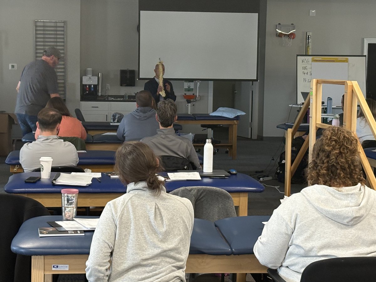 Indianapt's tweet image. This past weekend, several of our therapists gathered for a continuing education course.

Ongoing learning is a cornerstone of who we are, our therapists continually advance their skills to provide the highest level of hands-on care for our patients. 💪

indianapt.com/request-appoin…