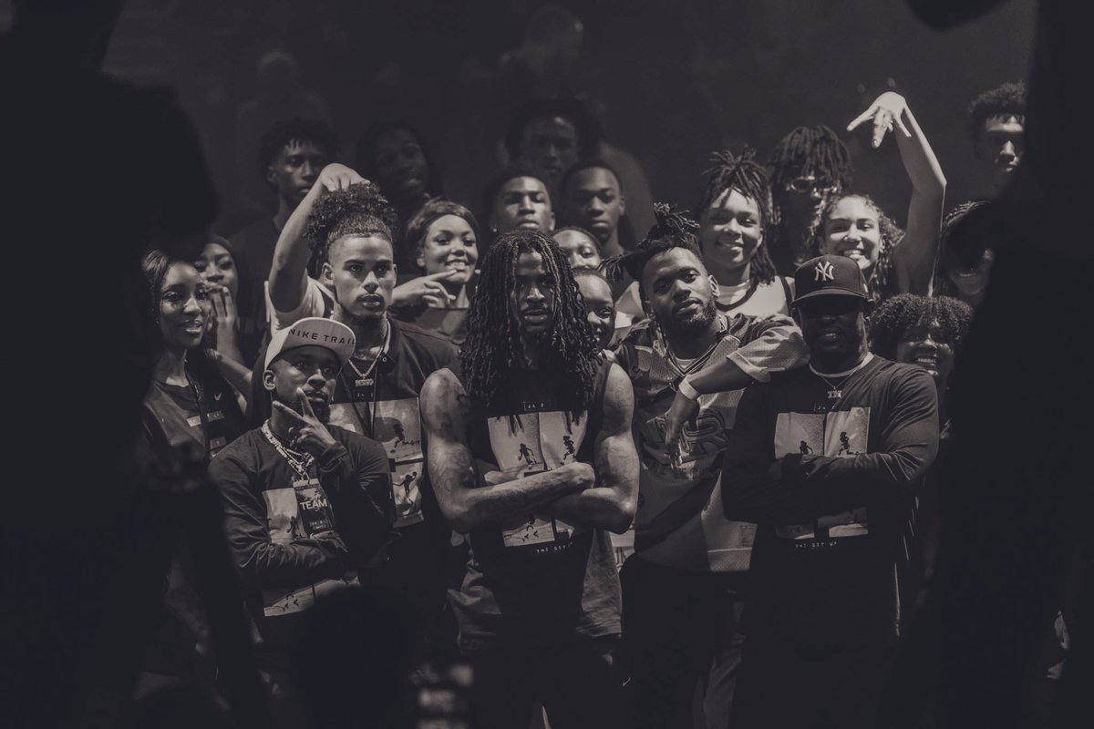 WE RIGHT BACK @ IT Ⓜ️🐻