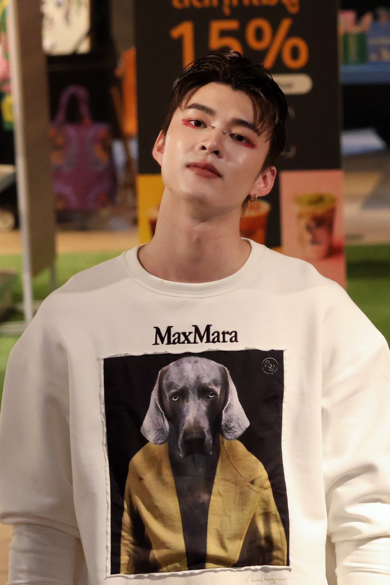 PlakungM's tweet photo. ไม่เจอเกือบสี่เดือน ดื้อเหมือนเดิมเลย

#SiamParagonBIFW2025xMeen
#Meennicha8 https://t.co/wUNmNKlEmT