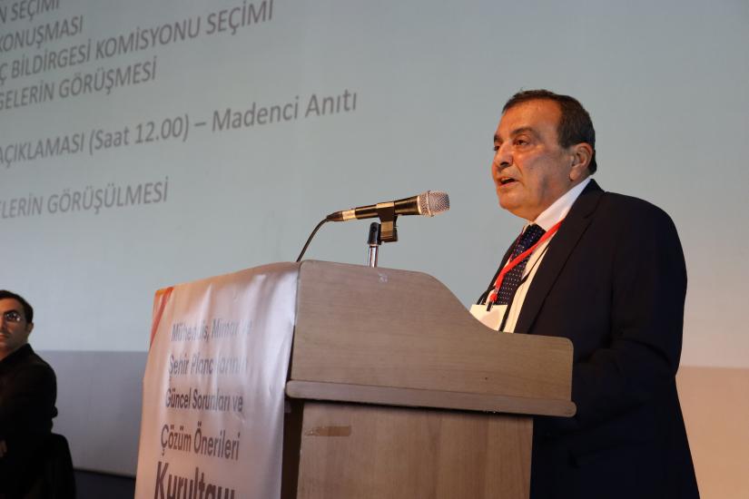 TMMOB MÜHENDİS, MİMAR VE ŞEHİR PLANCILARININ GÜNCEL SORUNLARI VE ÇÖZÜM ÖNERİLERİ KURULTAYI ANKARA’DA GERÇEKLEŞTİRİLDİ <a href="/TMMOB1954/">TMMOB</a> 

Türk Mühendis ve Mimar Odaları Birliği (TMMOB) tarafından düzenlenen “Mühendis, Mimar ve Şehir Plancılarının Güncel Sorunları ve Çözüm Önerileri