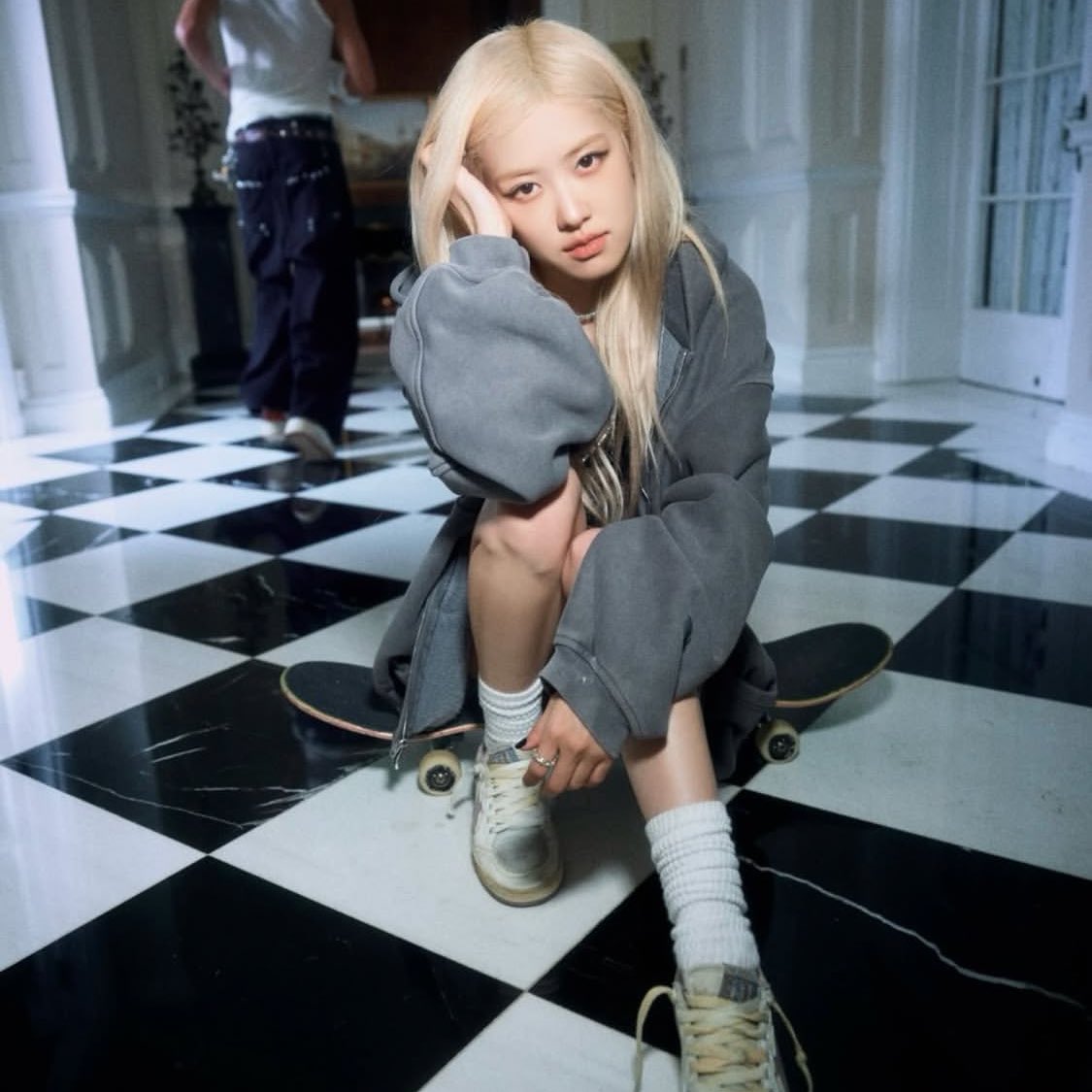 🚨 NUMBERONES, please participate and engage to help clear ROSÉ’s X searches!

🎯 1,000 REPOST and REPLY

Rosé Blackpink
Rosé Main Vocalist 
Rosé Lead Dancer 
Rosé Artist
Rosé Musician
Rosé rosie
Rosé APT.
Rosé number one girl
Rosé toxic till the end
Rosé Deadline
Rosé Saint