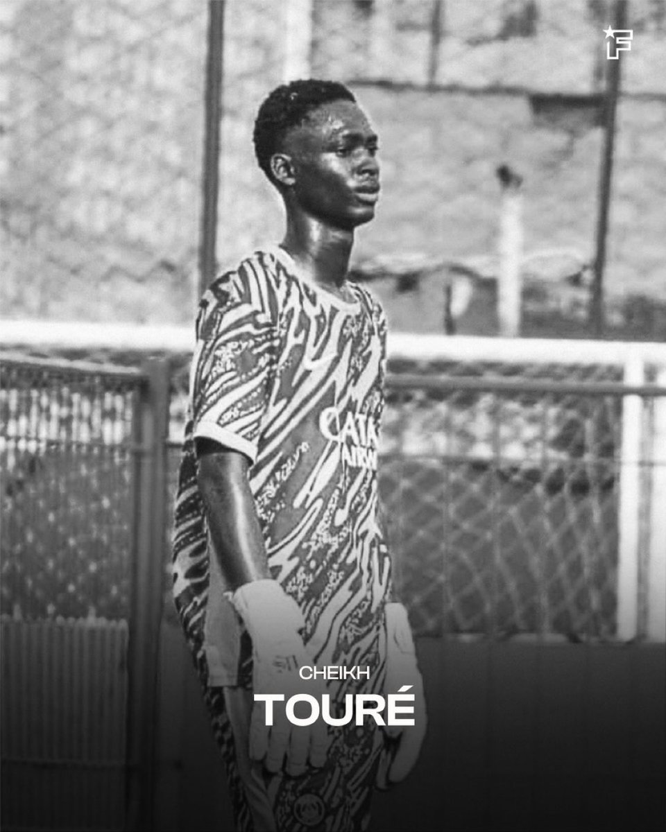 The_Forty_Four's tweet image. 🇸🇳Young Senegalese Goalkeeper Cheik Toure kidnapped and murdered.
He was lured with a promise of a trial in a professional football team by the kidnappers, he was then kidnapped and murdered after demanding a ransom.
Absolutely devastating and disgraceful this has happened 💔🙏