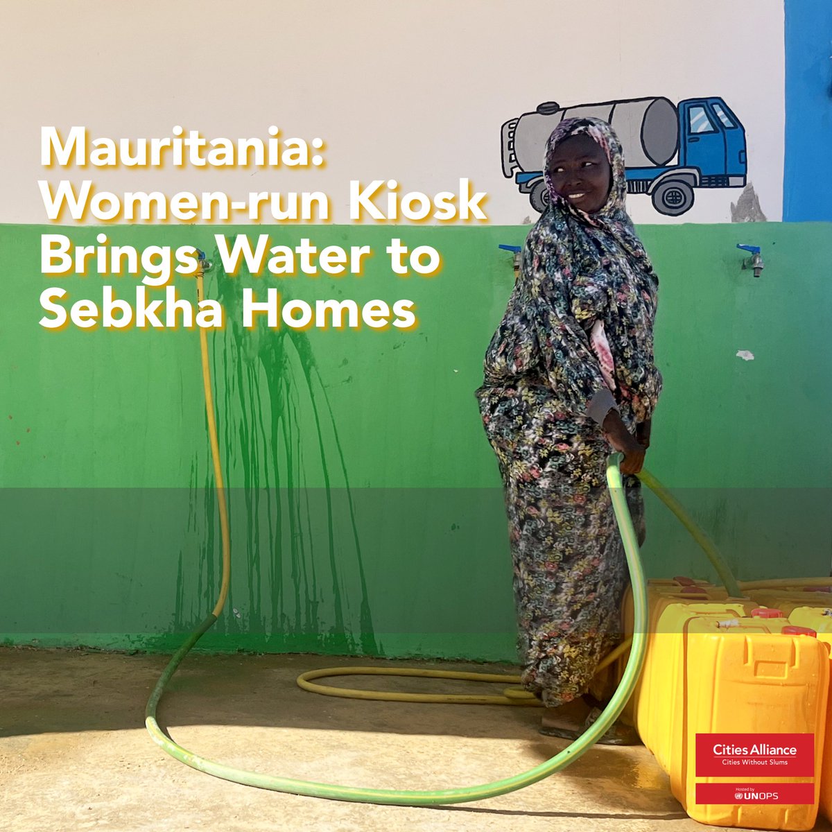 CitiesAlliance's tweet photo. 💦🇲🇷 In Sebkha, a district of #Mauritania’s capital Nouakchott, residents often spend hours fetching water, a task that falls mostly on women. A new community-run kiosk, now brings #CleanWater to their doorstep.
Read 👉 https://t.co/rcEWZiNRfm
#InclusiveCities #Water4All https://t.co/eSrcqltMCt