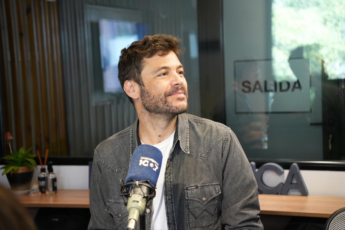 Ya estamos en los estudios de <a href="/radiofonica1007/">RADIOFONICA 100.7</a> para charlar con <a href="/Yojuanjunco/">Juan!</a> en #EscenarioMercenario

Lo podés seguir en vivo acá 👇🏼

🔗 youtube.com/watch?v=ZqIr0E…