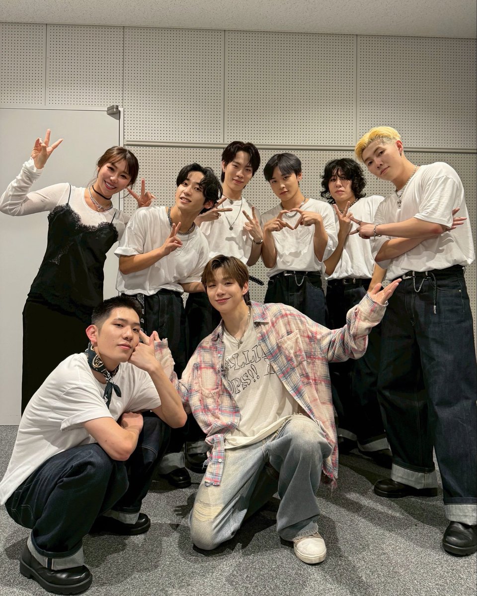 _gpSTUDIO_'s tweet image. KANGDANIEL FANMEETING in JAPAN
~Always with FLOWD~
@kd_officialx
2025.10.18(SAT)
📍TEMPO HARBOR THEATER
2025.10.20(MON)
📍浜離宮朝日ホール
カンダニエルさんのファンミーティングに
gpSTUDIO,GREWから6名が
ダンサーとして携わらせていただきました‼︎✨…