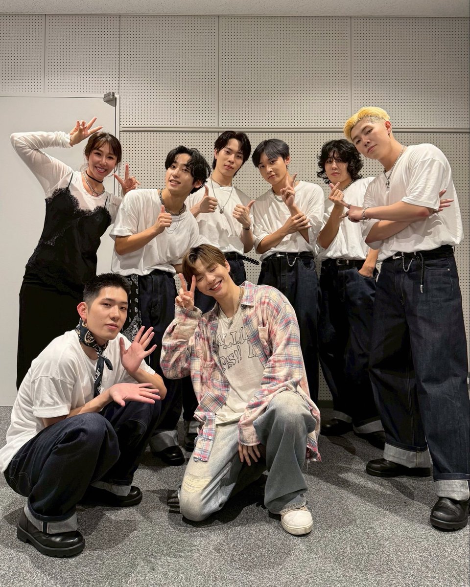 _gpSTUDIO_'s tweet image. KANGDANIEL FANMEETING in JAPAN
~Always with FLOWD~
@kd_officialx
2025.10.18(SAT)
📍TEMPO HARBOR THEATER
2025.10.20(MON)
📍浜離宮朝日ホール
カンダニエルさんのファンミーティングに
gpSTUDIO,GREWから6名が
ダンサーとして携わらせていただきました‼︎✨…