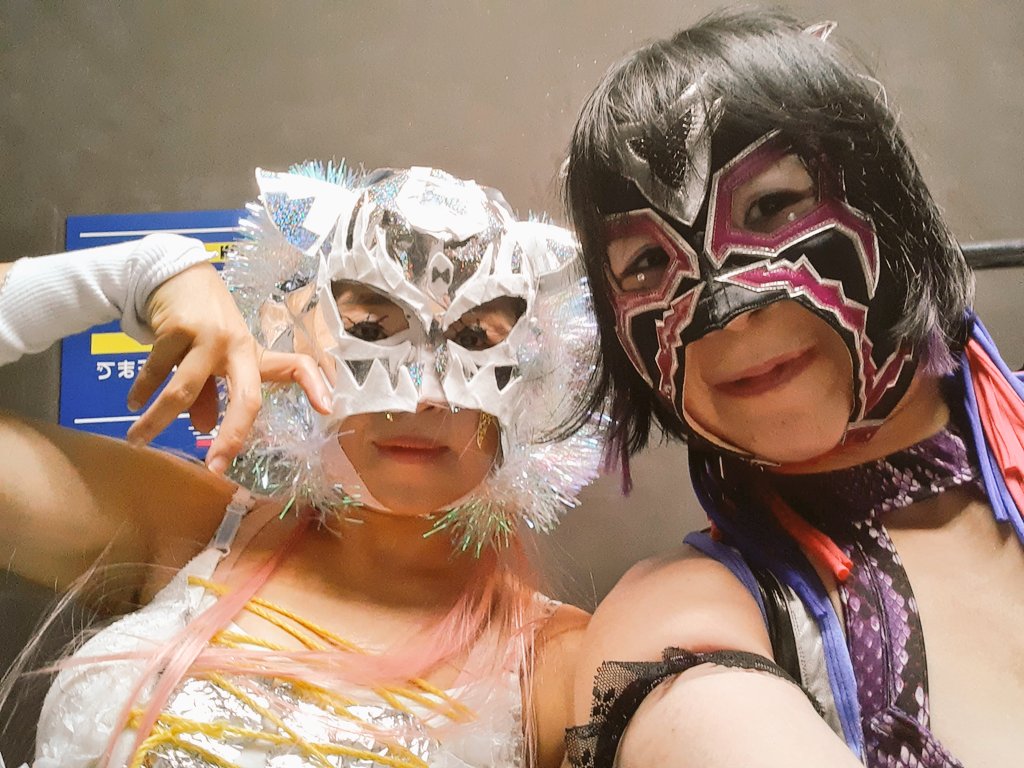 JADOhebihebi's tweet photo. スターライト唯我でキッちゃん10周年参戦させていただきました
試合で「唯我」って叫んでくれた皆さんありがとう心強かった
666代表、岡田社長ありがとうございました(公認キャラということでいいのかな？)
キッちゃん10周年おめでとう👏
またお声がかかるよう頑張ります
#SLK
#SLK10th 
#STARDOM https://t.co/NAij8Fsdac