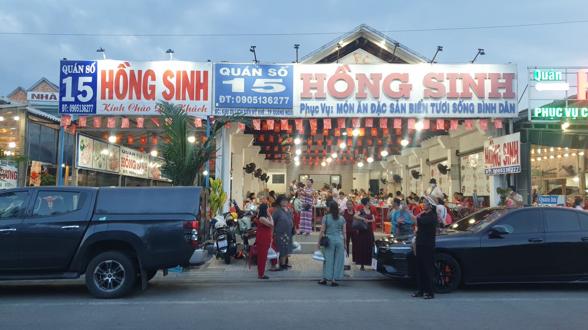 Nhân ngày Phụ nữ Việt Nam 2️⃣0️⃣/🔟, xin gửi đến chị em lời chúc mừng nồng nhiệt và chân thành nhất. 

🥳 Chúc chị em luôn xinh đẹp, rạng ngời, thành công trong sự nghiệp và có một cuộc sống viên mãn, hạnh phúc. 💖