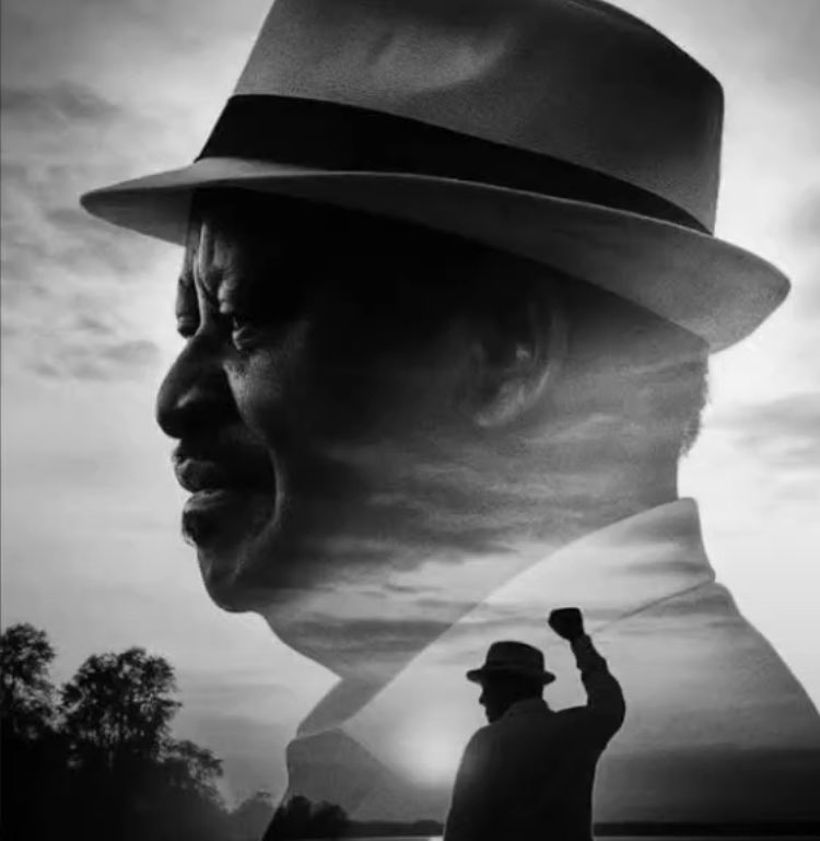 Never to be forgotten! 💔
Raila Amollo Odinga. ✊🏽
Go well Shujaa! 🕊️
#MashujaaDay 
#RailaTheEnigma