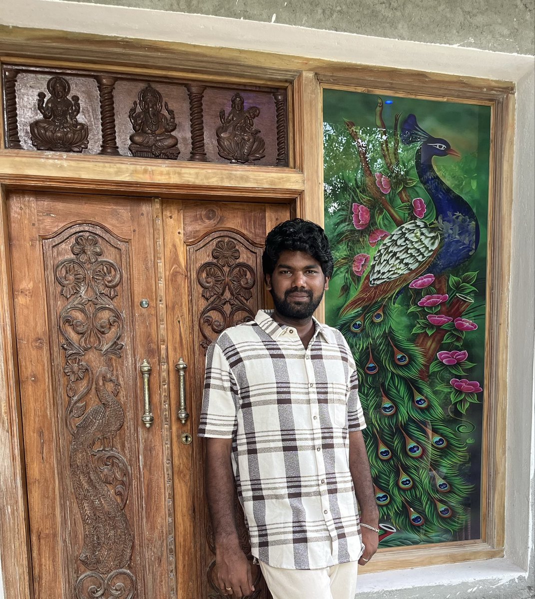 19Zhakaram's tweet photo. Yesterday was my birthday, and today is Deepavali. I’m celebrating both today in my village with my family. We captured some pictures in our garden, and beautiful birds were singing around our house and garden. 🪴 ✨ #zhakaram #ழகரம் #birthday #deepavali #diwali https://t.co/AWMJZ83w0F