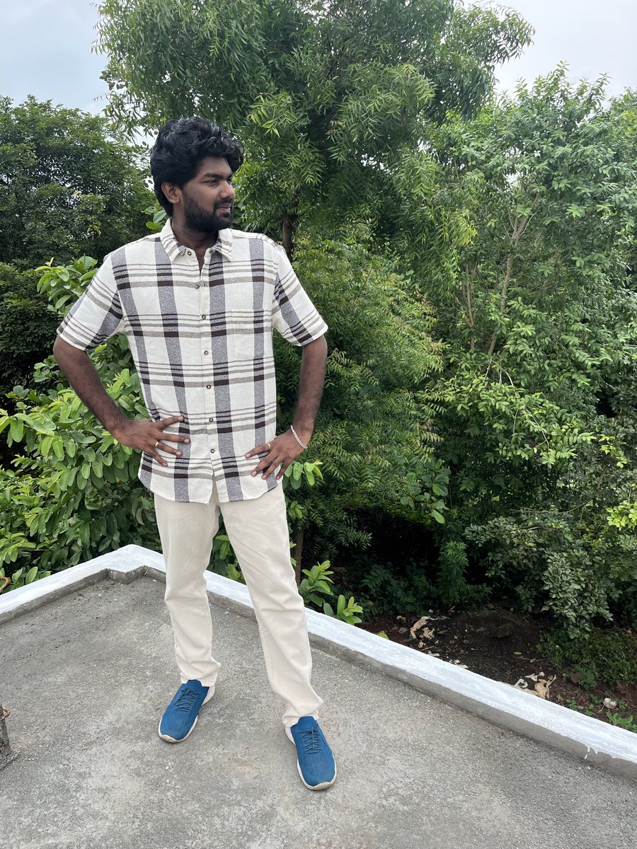 19Zhakaram's tweet photo. Yesterday was my birthday, and today is Deepavali. I’m celebrating both today in my village with my family. We captured some pictures in our garden, and beautiful birds were singing around our house and garden. 🪴 ✨ #zhakaram #ழகரம் #birthday #deepavali #diwali https://t.co/AWMJZ83w0F