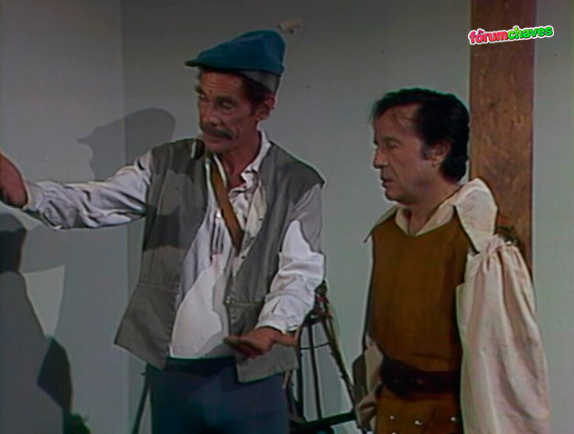 ForumChaves's tweet photo. Escultura perfeita para fazer par com a roupa que só os inteligentes podem ver. https://t.co/ORQSDZVm8W